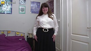 მომხიბვლელი წიწილა ი ...