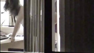 გრძელფეხა ცელქი ქერა ...